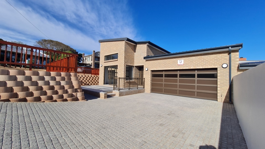3 Bedroom Property for Sale in Dana Bay Western Cape
